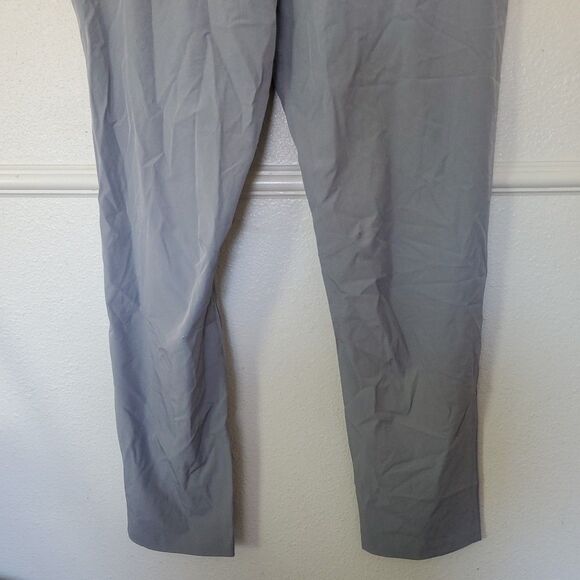 Fabletics The Only Pant Mens Size 39X32 Gray Zipped Pockets - Picture 12 of 15